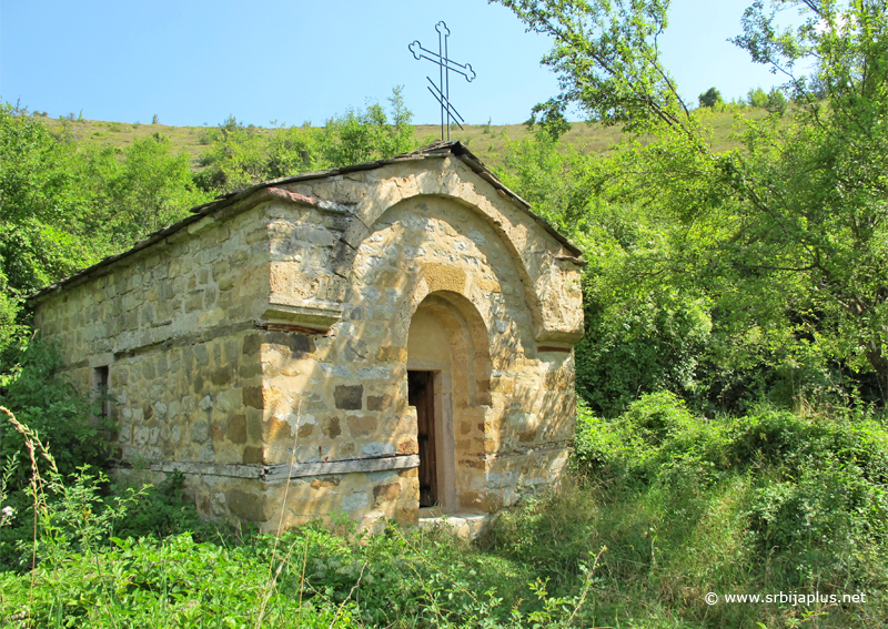 Crkva svetog Mihaila, Boljev Dol, sagrađena je 1604. godine