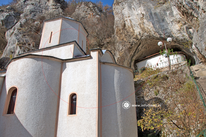 Manastir Gornjak - 9435